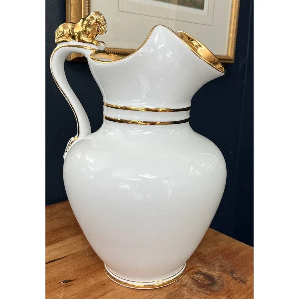 Antique Bing & Grøndahl chocolate jug in porcelain with gold lion handle w/lid